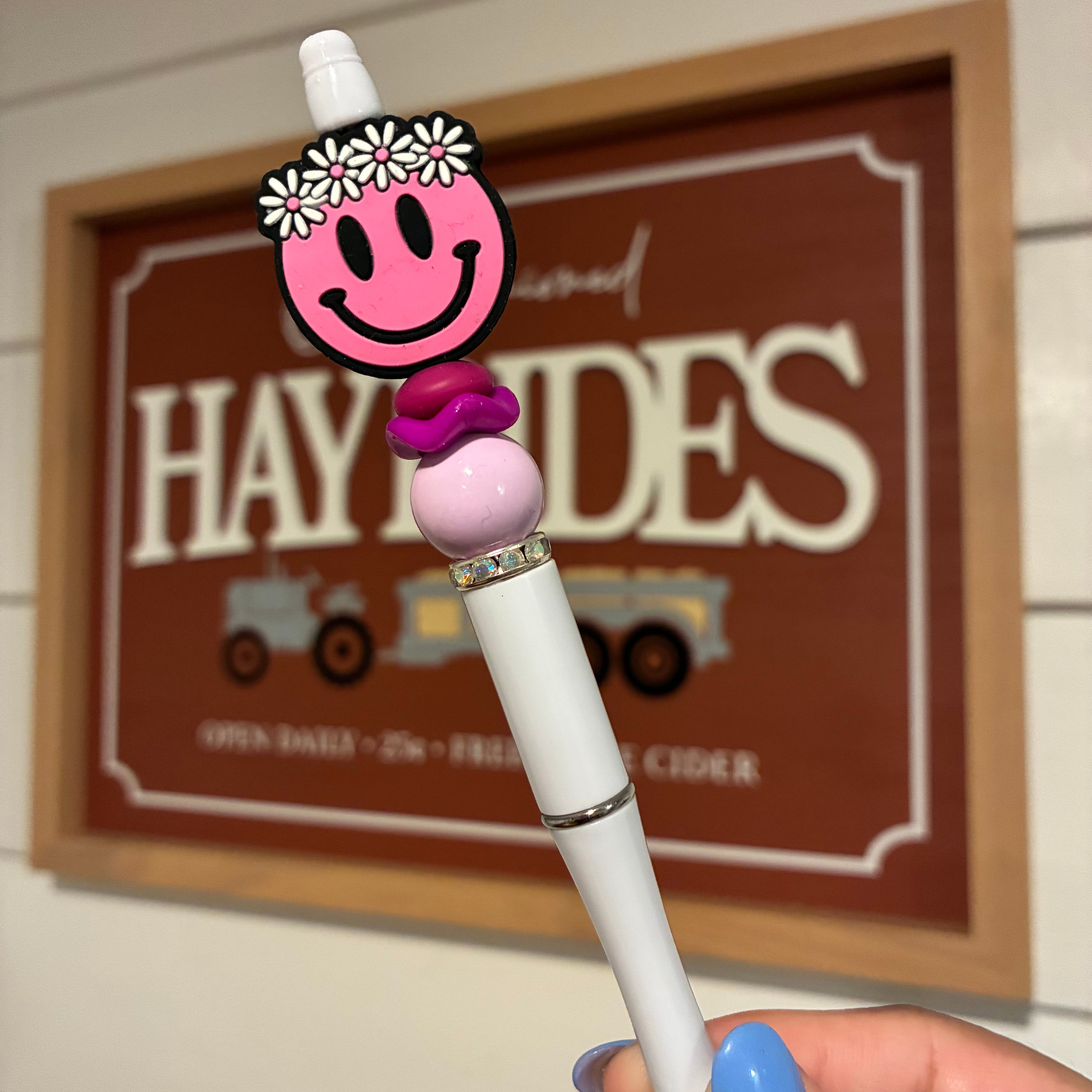 Pink Smiley Pen