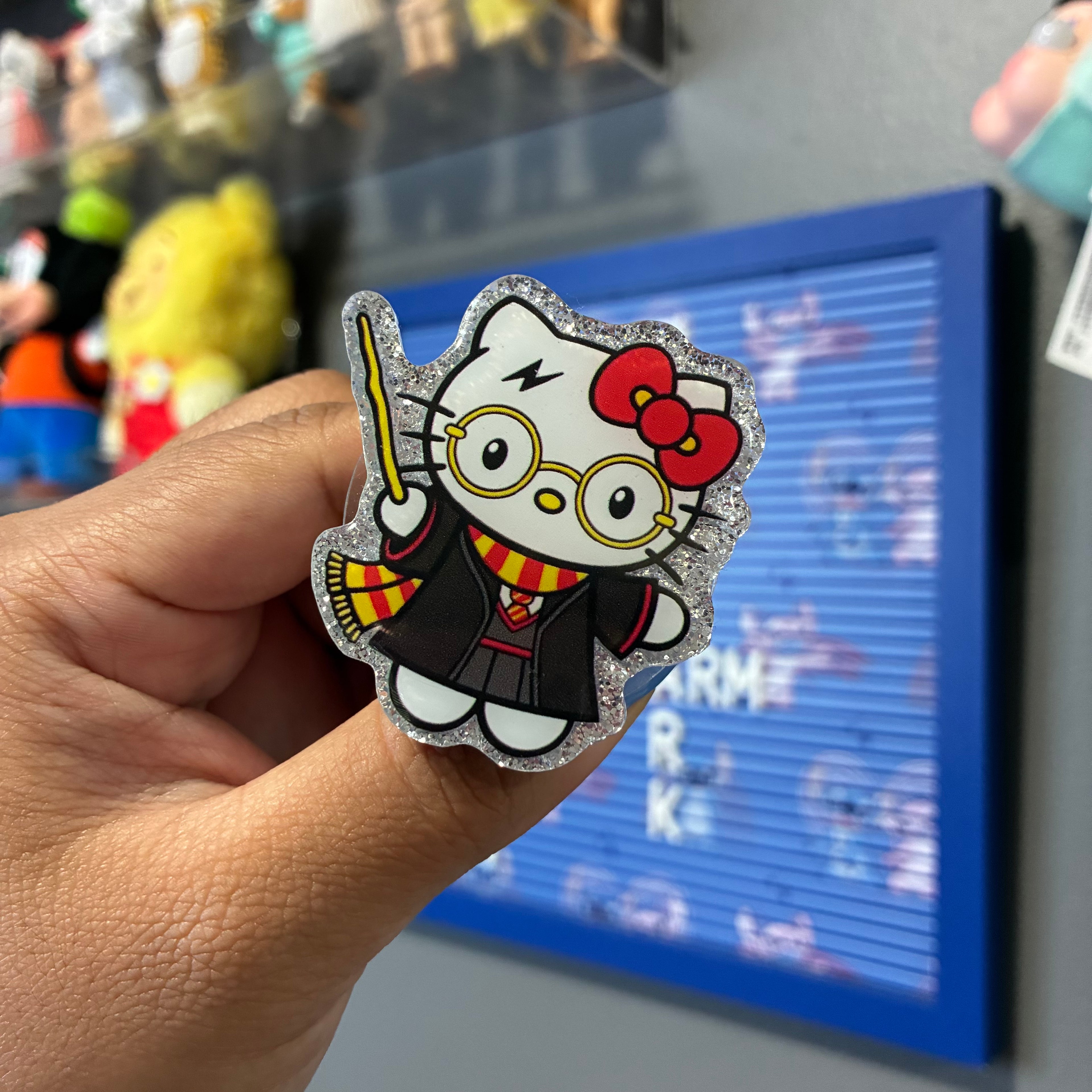 POP SOCKETS